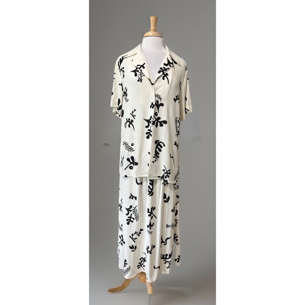 Paper Heart Womens M Top and Skirt Set Linen Blend Ivory Black Resort Wear NWT
